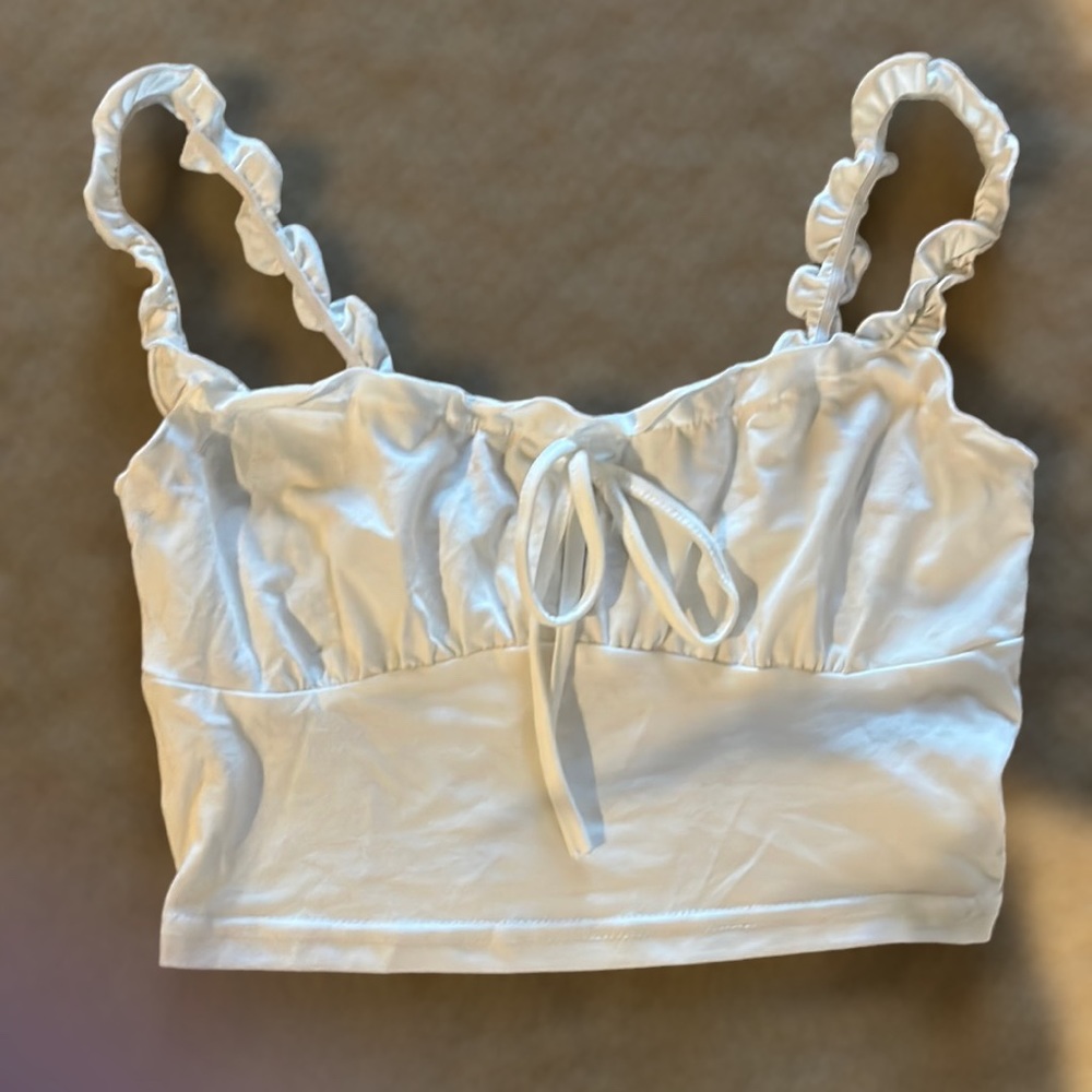 Cropped Tank Top - Picture 2 of 3